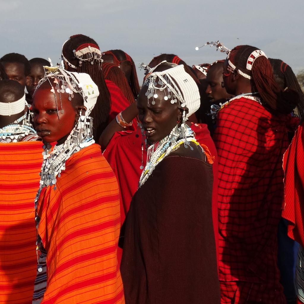 maasai women and man in kenya and tanzania 
