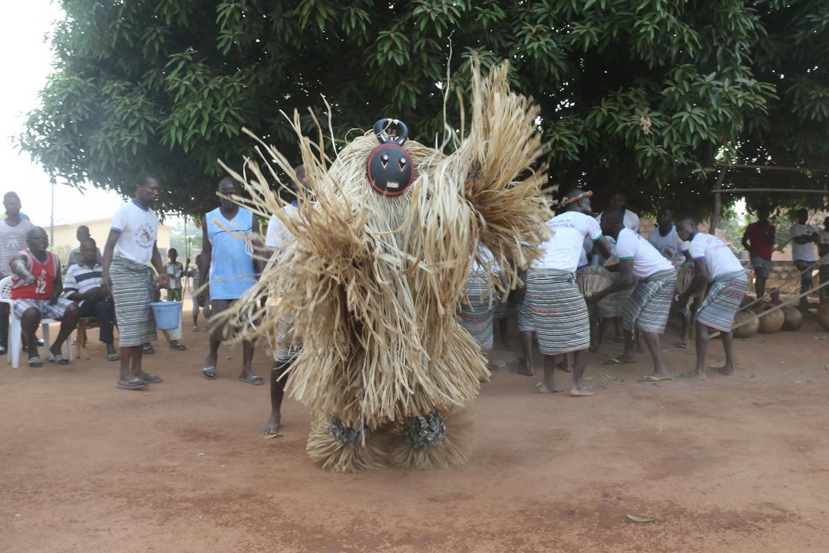 Bal poussière au village.#danse #africa #cotedivoire🇨🇮