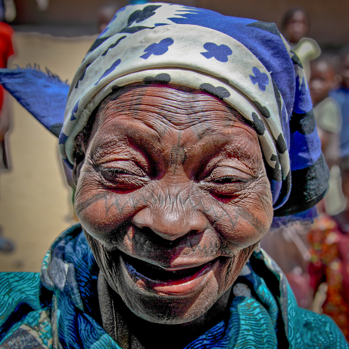 Makonde woman - Photo Credits: Kaobanga 