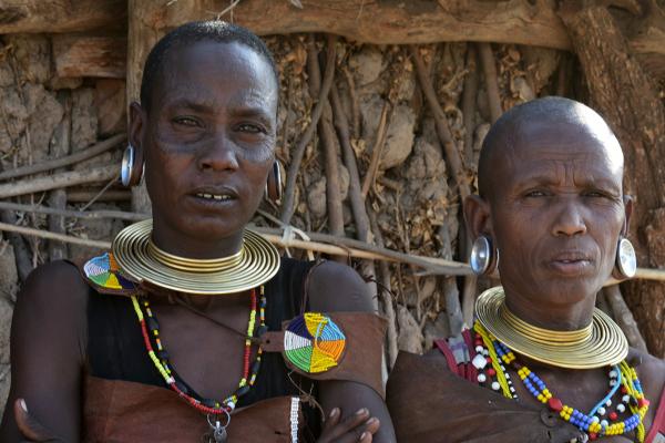 datoga women with wonderful necklace