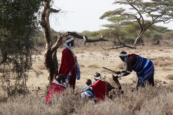 maasai people tanzania exploringafrica safariadv travel viaggio