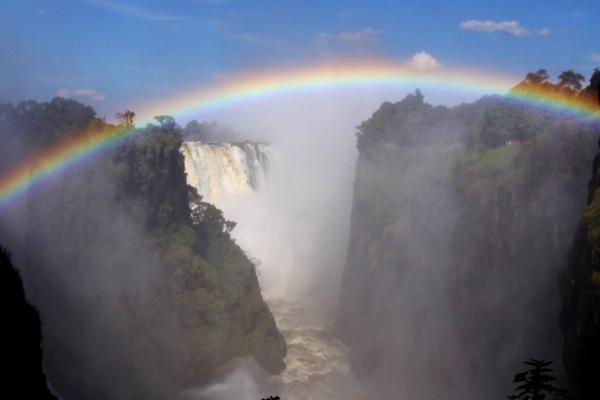 zimbabwe victoria falls alessio delle cave exploringafrica safariadv