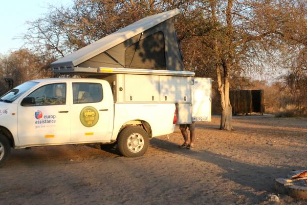 central kalahari ckgr exploringafrica safariadv romina facchi desert toyota