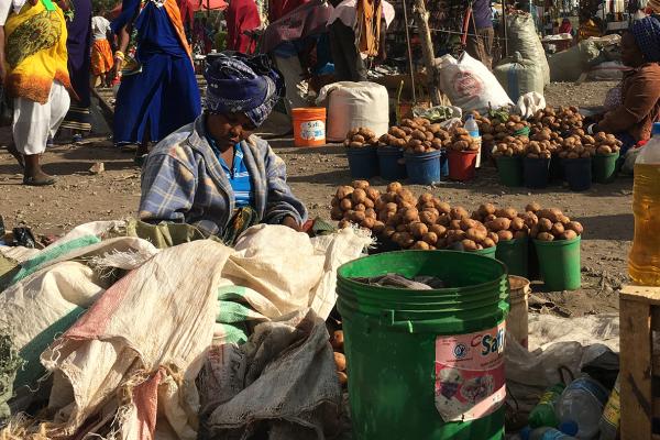 Maasa market tanzania ngorongoro serengeti tarangire manyara exploringafrica safariadv romina facchi travel safariania ngorongoro serengeti tarangire manyara exploringafrica safariadv romina facchi travel safari