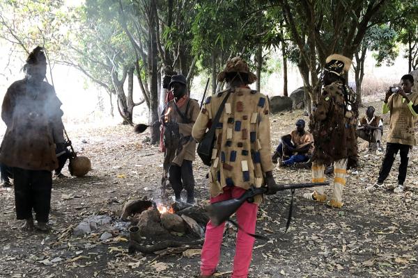 Dozo warriors costa d'avorio ivory coast romina facchi exploringafrica safariadv west africa