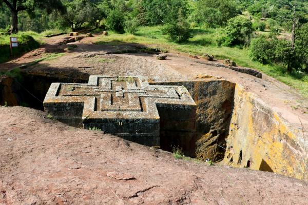 Lalibela: Bete Giyorgis etiopia ethiopia lalibela exploringafrica safariadv travel omo valley mursi hamar kara dassanech konso