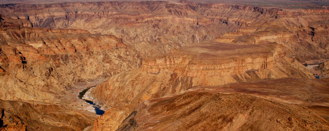 trekking fish river canyon namibia 