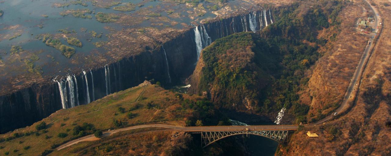 victoria falls exploringafrica safariadv romina facchi zimbabwe viaggi travel zambia cascate