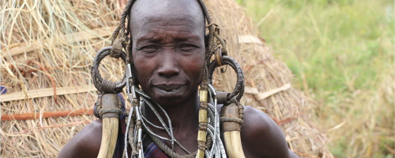 Mursi people etiopia ethiopia exploringafrica safariadv travel omo valley mursi hamar kara dassanech konso