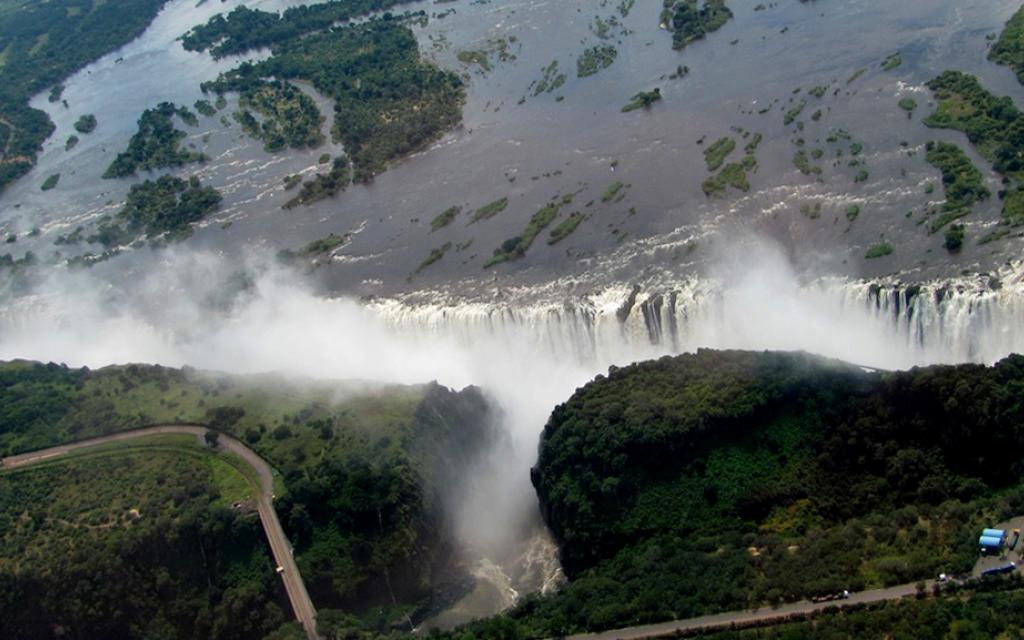 victoria falls exploringafrica safariadv zimbabwe viaggi travel zambia