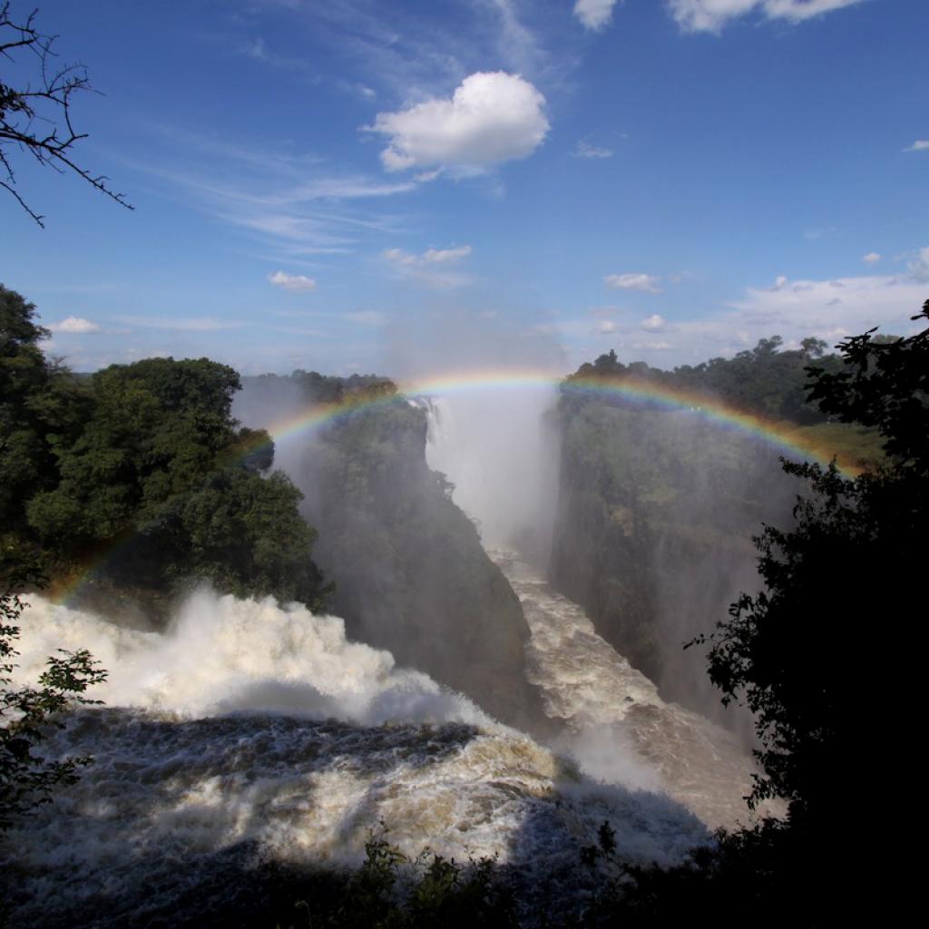 Victoria falls victoria falls exploringafrica safariadv viaggi travel zimbabwe zambia