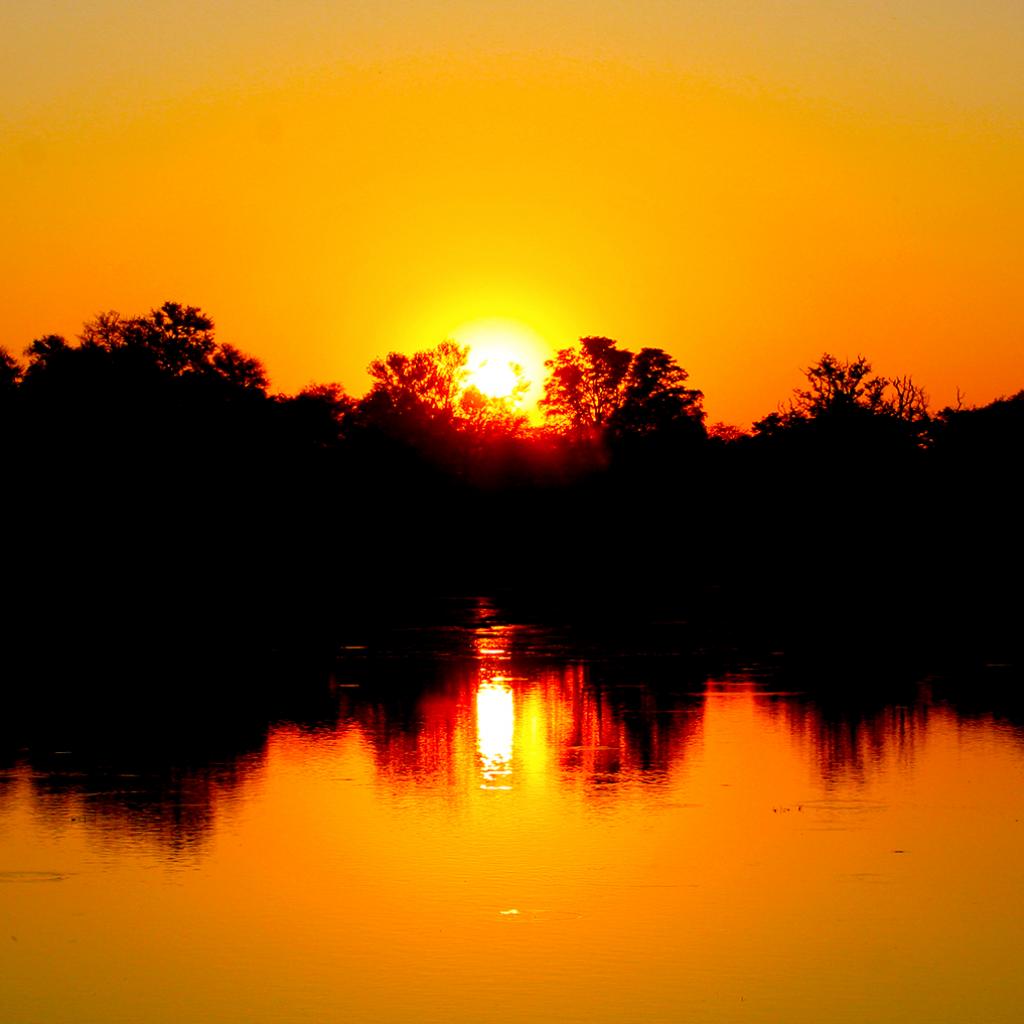 okawango delta exploringafrica safariadv romina facchi sunset travel viaggi