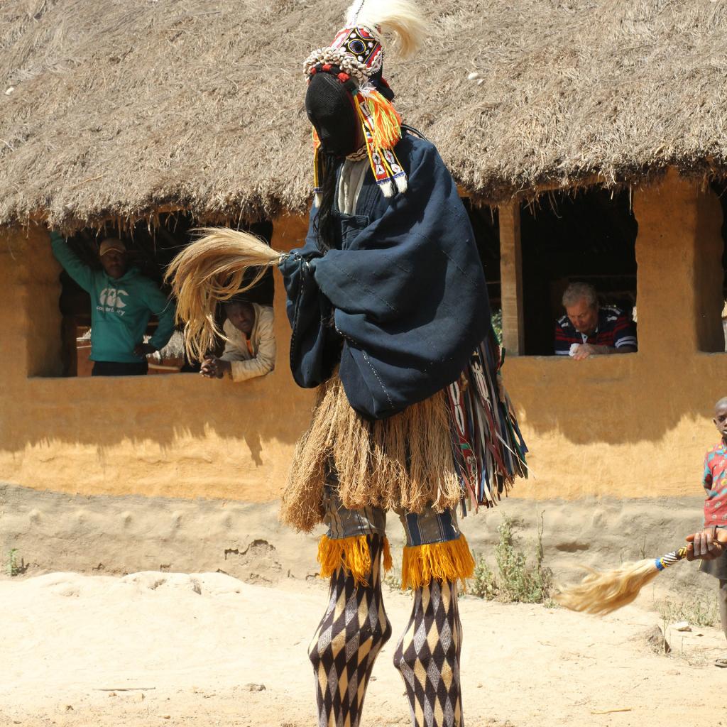 Yacuba Mask - Photo Credits: Romina Facchi costa d'avorio ivory coast romina facchi exploringafrica safariadv west africa