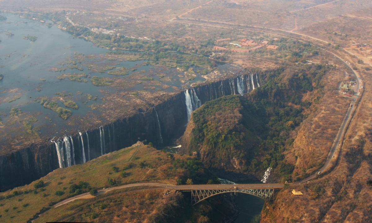 victoria_falls_romina_facchi_exploringafrica_safariadv.jpg